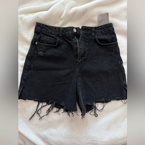 Zara black jean high rise shorts size 8